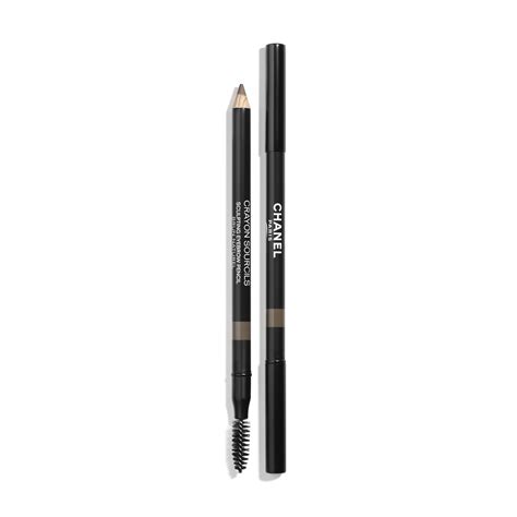 I Tested The Chanel Crayon Sourcils Sculpting Eyebrow Pencil